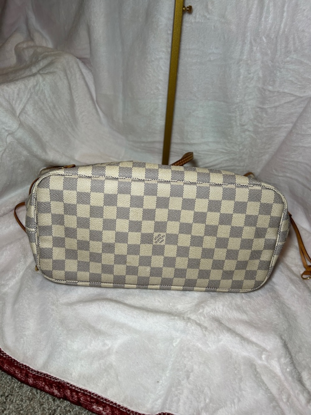 395. Louis Vuitton Damier Azur Canvas Neverful MM w/coa - Picture 13 of 15